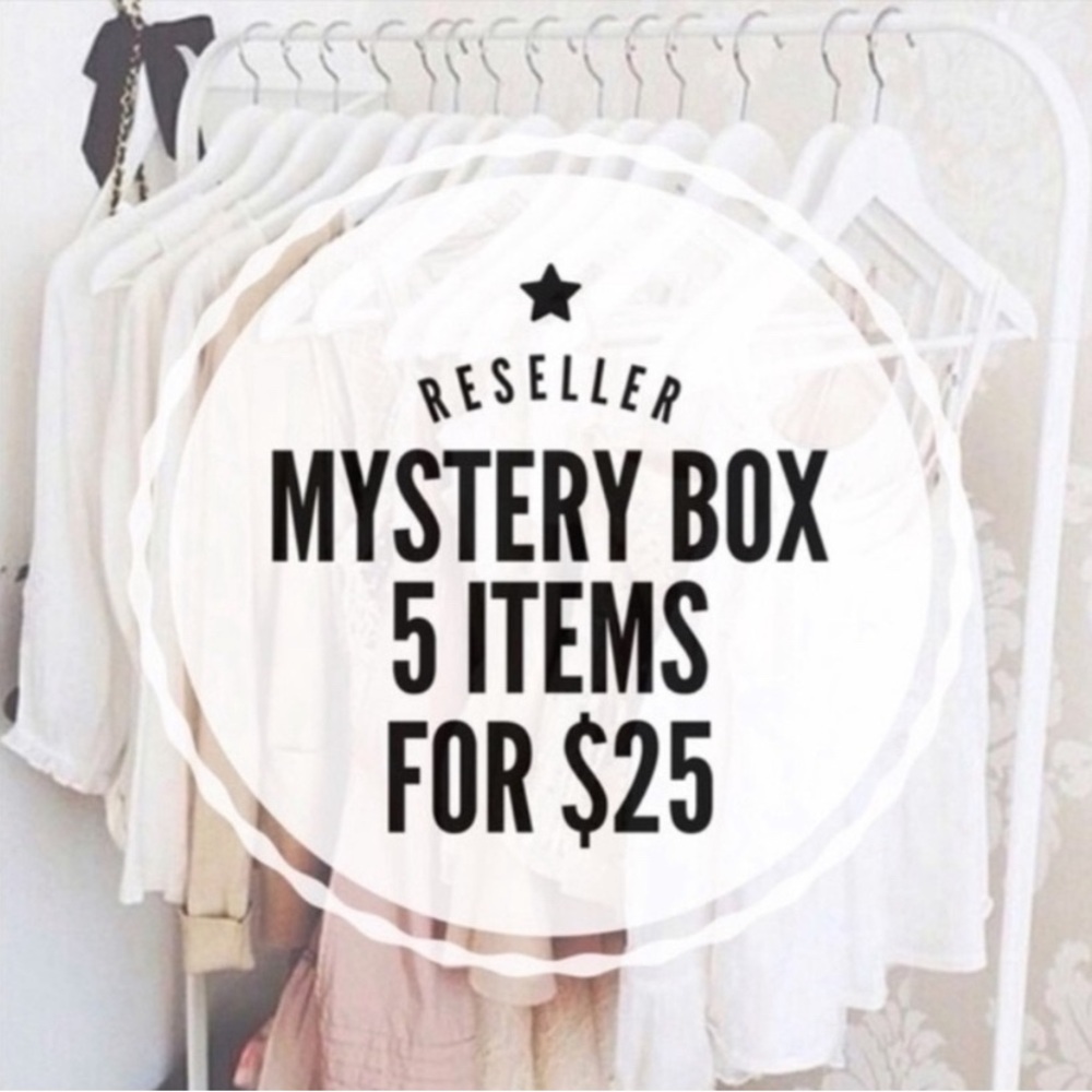 Mystery Box - 5+ Items Women’s